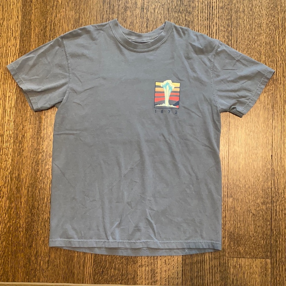 Men’s graphic t shirt
